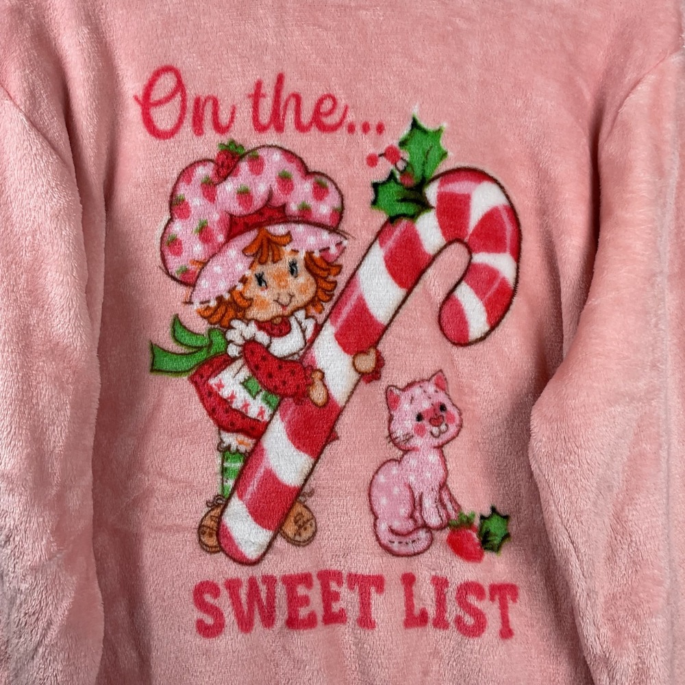 Strawberry Shortcake Sweatshirt Womens XL Pink Fleece Candy Cane Holiday Graphic
